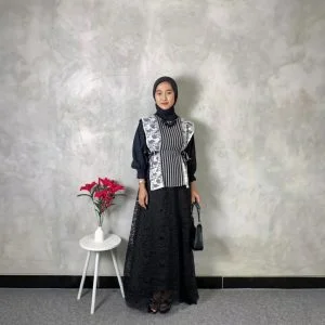 VEST ISHANI